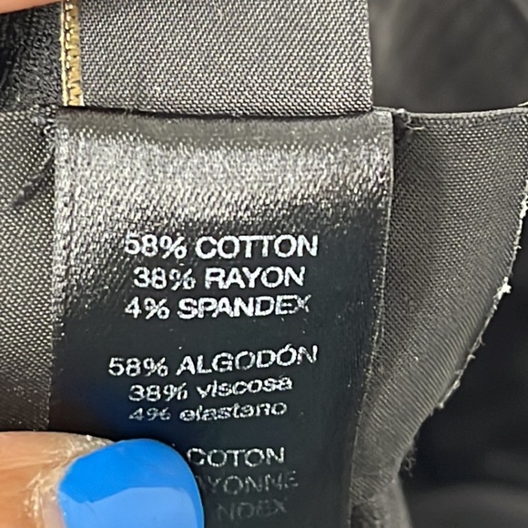 So Slimming by Chico’s Womens Black Crop Pant SIZE 1.5 M Medium - Picture 6 of 7